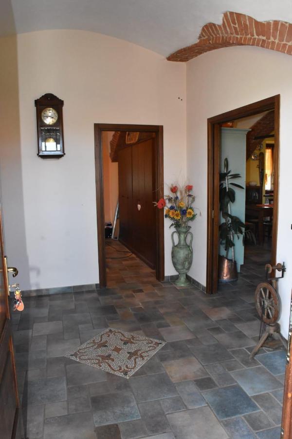 La Casa Di Enzo Bed & Breakfast Lequio Tanaro Dış mekan fotoğraf