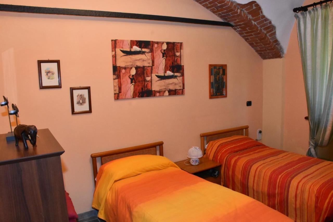 La Casa Di Enzo Bed & Breakfast Lequio Tanaro Dış mekan fotoğraf