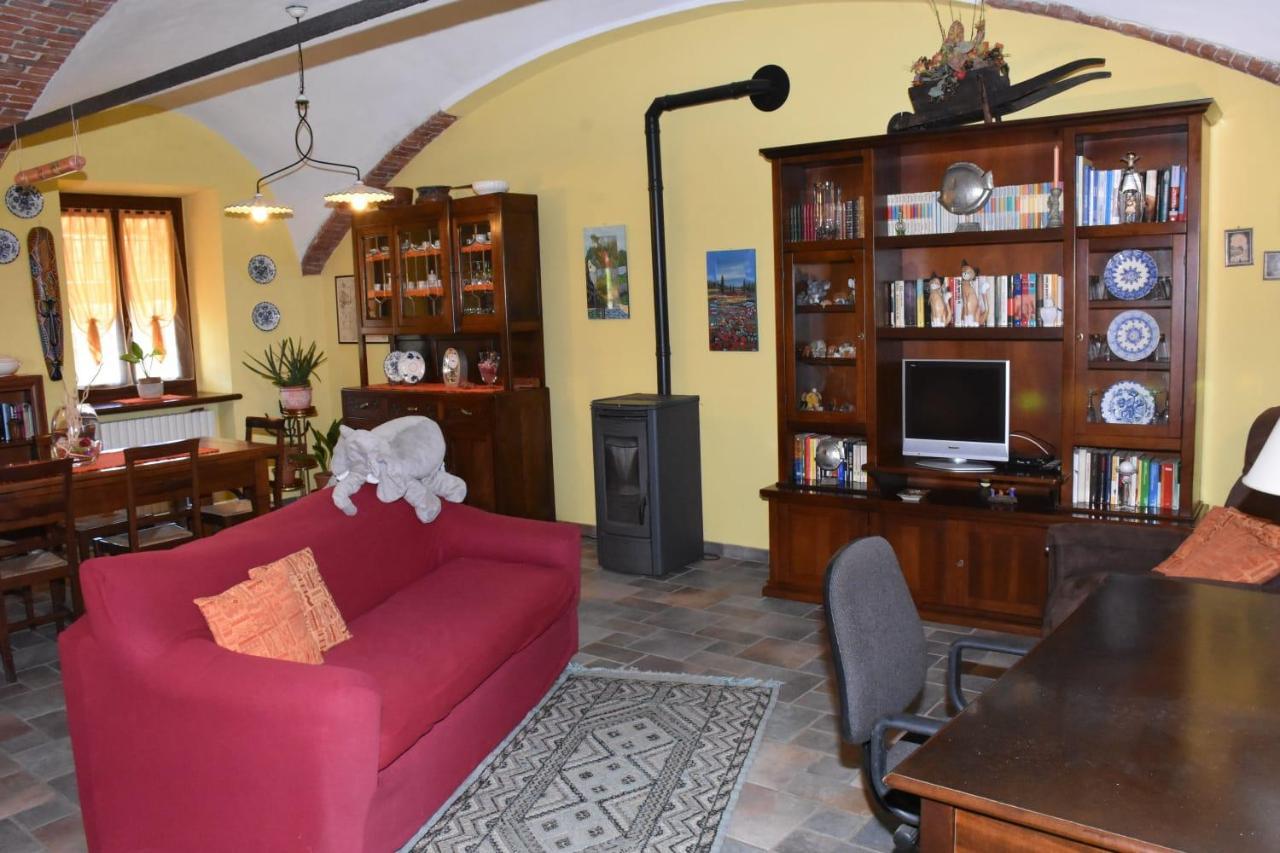 La Casa Di Enzo Bed & Breakfast Lequio Tanaro Dış mekan fotoğraf
